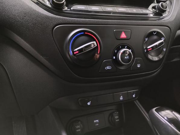 Hyundai Solaris II Рестайлинг с пробегом 2021 года, цена 1 680 000 рублей, 42790 км, седан, Автокод Объявления