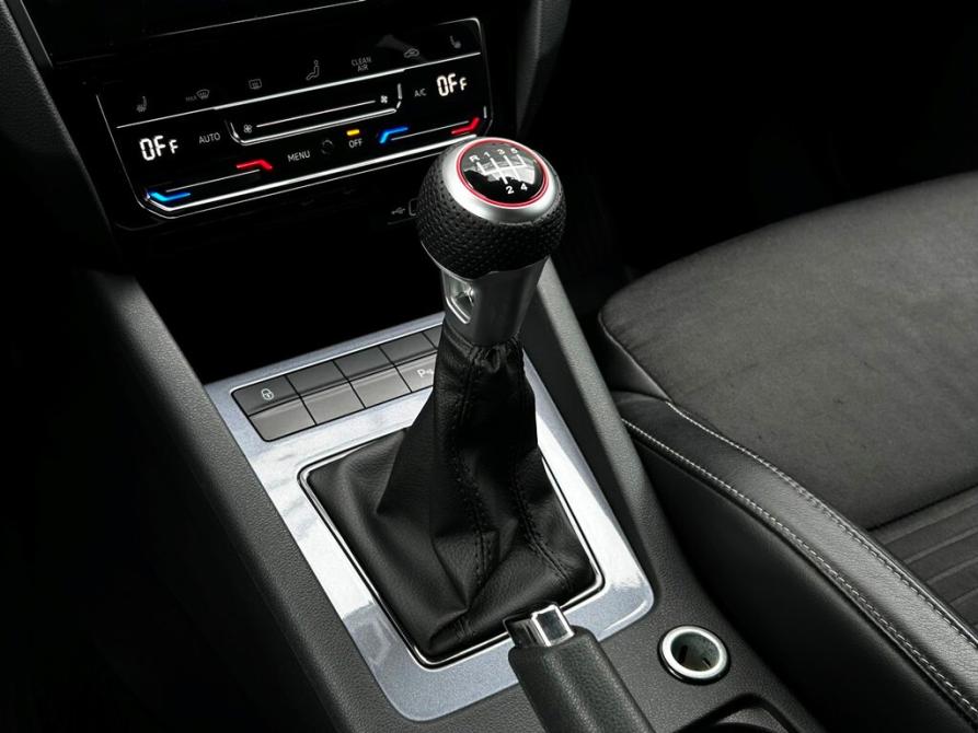 Skoda Octavia III (A7) Рестайлинг Санкт-Петербург  - изображение 18