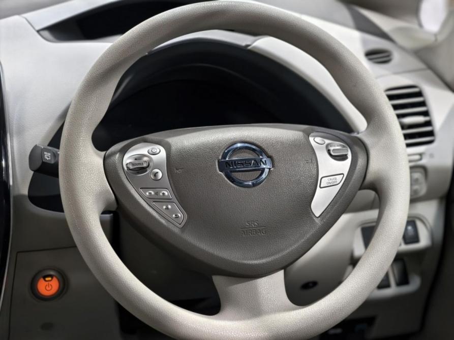 Nissan Leaf I (ZE0/AZE0) Курск  - изображение 10
