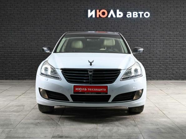 Hyundai Equus II Рестайлинг с пробегом 2015 года, цена 1 690 000 рублей, 198437 км, седан, Автокод Объявления