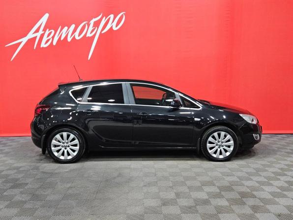 Opel Astra J с пробегом 2011 года, цена 775 000 рублей, 145484 км, хэтчбек, Автокод Объявления