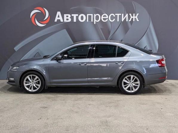 Skoda Octavia III (A7) Рестайлинг с пробегом 2019 года, цена 1 610 000 рублей, 207137 км, лифтбек, Автокод Объявления