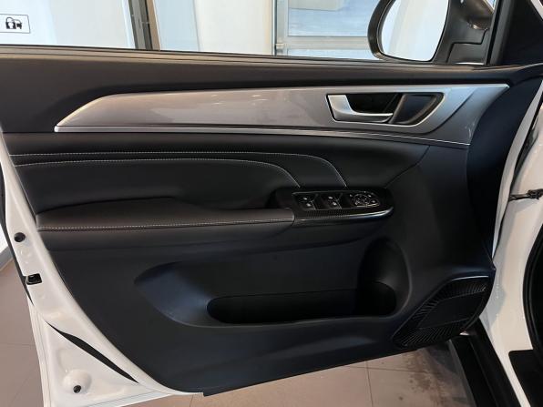 Haval M6 II с пробегом 2023 года, цена 1 780 000 рублей, 42848 км, внедорожник, Автокод Объявления