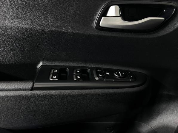 Kia Rio IV Рестайлинг с пробегом 2021 года, цена 1 499 000 рублей, 86736 км, седан, Автокод Объявления