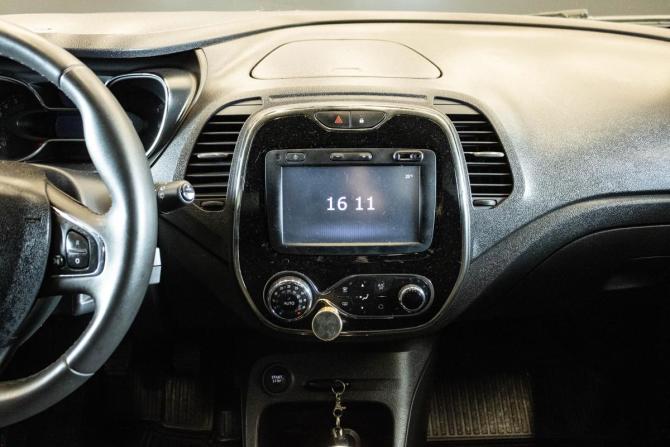 Renault Kaptur I с пробегом 2018 года, цена 1 479 000 рублей, 94236 км, внедорожник, Автокод Объявления