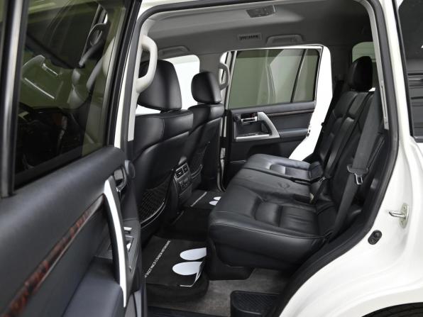 Toyota Land Cruiser 200 Series Рестайлинг 1 с пробегом 2012 года, цена 2 999 000 рублей, 302000 км, внедорожник, Автокод Объявления