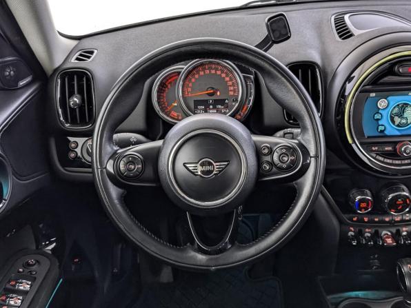 Mini Countryman II с пробегом 2018 года, цена 2 400 000 рублей, 118500 км, внедорожник, Автокод Объявления
