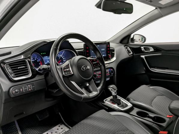 Kia Ceed III с пробегом 2021 года, цена 2 220 000 рублей, 63406 км, универсал, Автокод Объявления