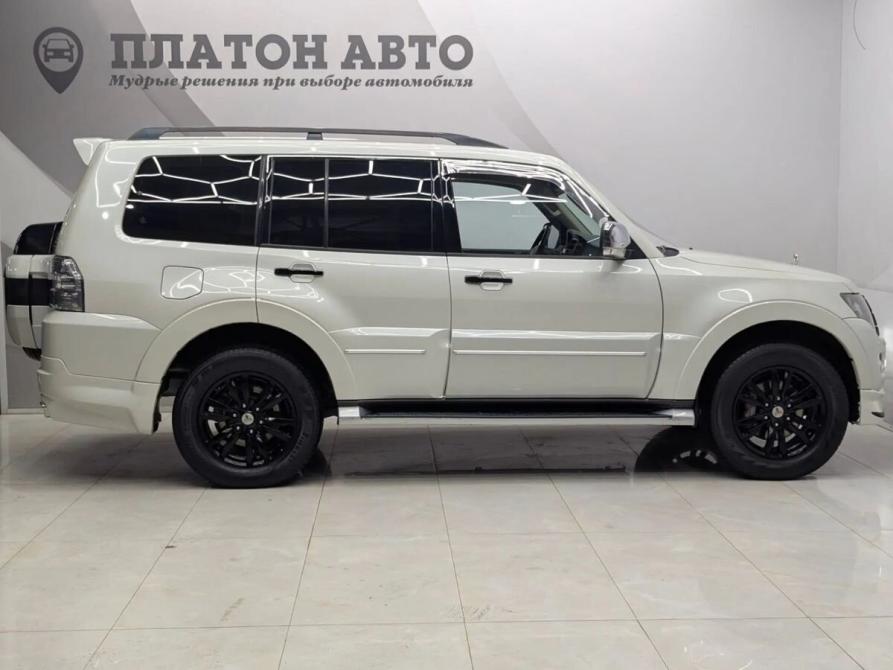 Mitsubishi Pajero IV Рестайлинг 2 Воронеж  - изображение 5