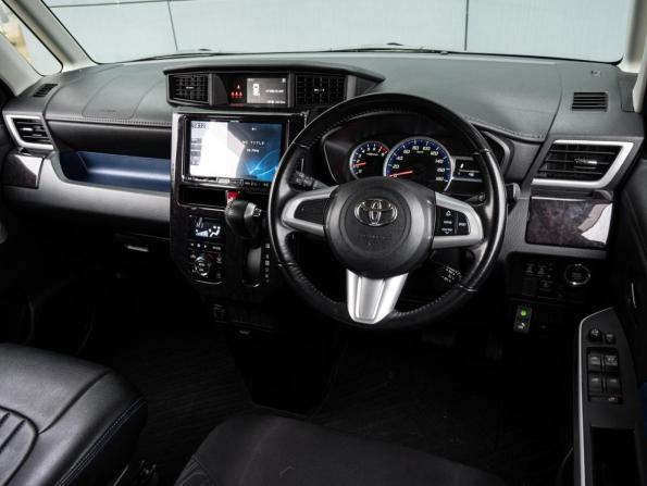 Toyota Tank I с пробегом 2017 года, цена 1 285 000 рублей, 105270 км, микровэн, Автокод Объявления
