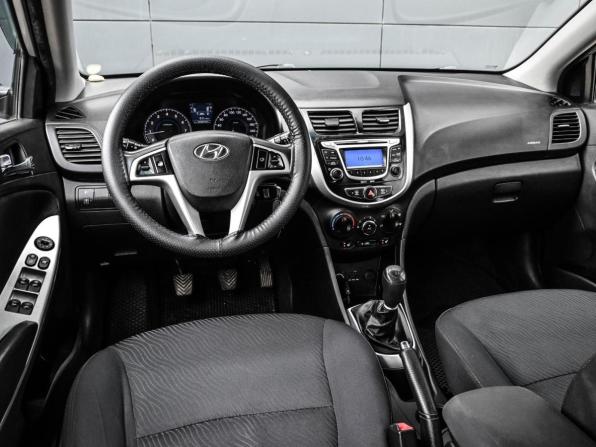 Hyundai Solaris I с пробегом 2013 года, цена 789 000 рублей, 208950 км, седан, Автокод Объявления