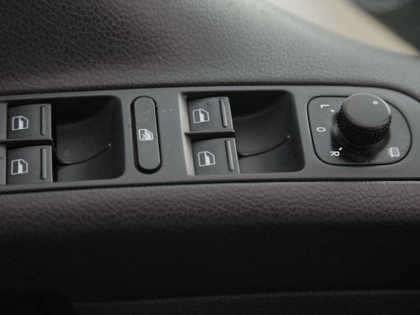 Volkswagen Tiguan I Рестайлинг с пробегом 2012 года, цена 953 000 рублей, 228900 км, внедорожник, Автокод Объявления
