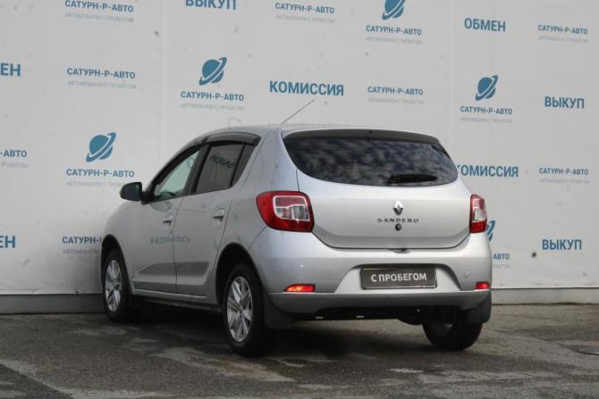 Renault Sandero II Рестайлинг с пробегом 2019 года, цена 990 000 рублей, 117000 км, хэтчбек, Автокод Объявления