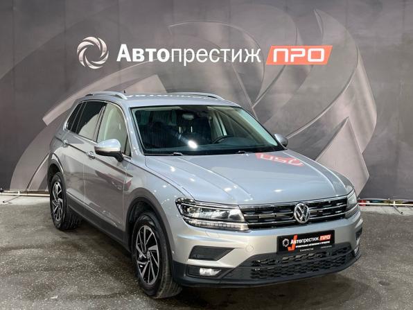 Volkswagen Tiguan II с пробегом 2018 года, цена 2 599 000 рублей, 159435 км, внедорожник, Автокод Объявления