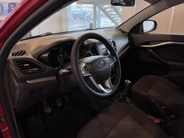 Lada (ВАЗ) Vesta I с пробегом 2021 года, цена 1 100 000 рублей, 113311 км, универсал, Автокод Объявления