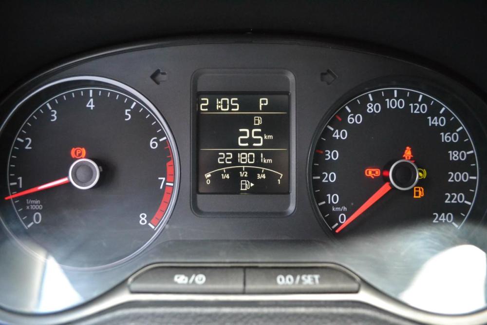 Volkswagen Polo V Рестайлинг Старый Оскол  - изображение 13