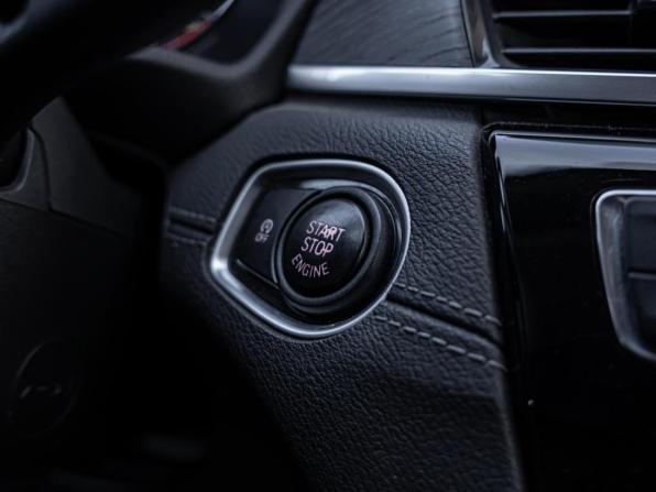 BMW X1 II (F48) Рестайлинг с пробегом 2019 года, цена 3 289 000 рублей, 123989 км, внедорожник, Автокод Объявления