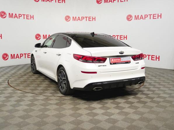 Kia Optima IV Рестайлинг с пробегом 2018 года, цена 1 780 000 рублей, 211855 км, седан, Автокод Объявления