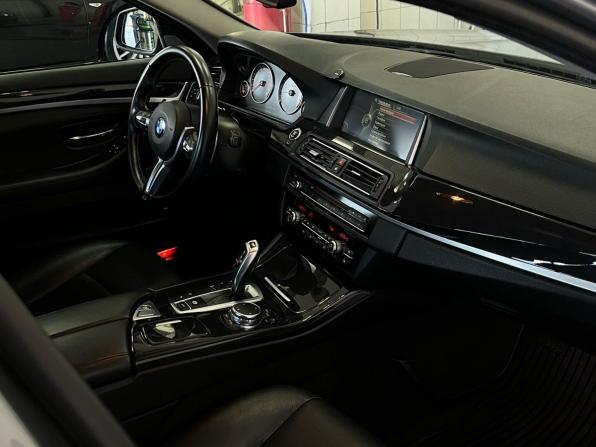 BMW 5 серии VI (F10/F11/F07) Рестайлинг с пробегом 2013 года, цена 1 886 000 рублей, 209098 км, седан, Автокод Объявления