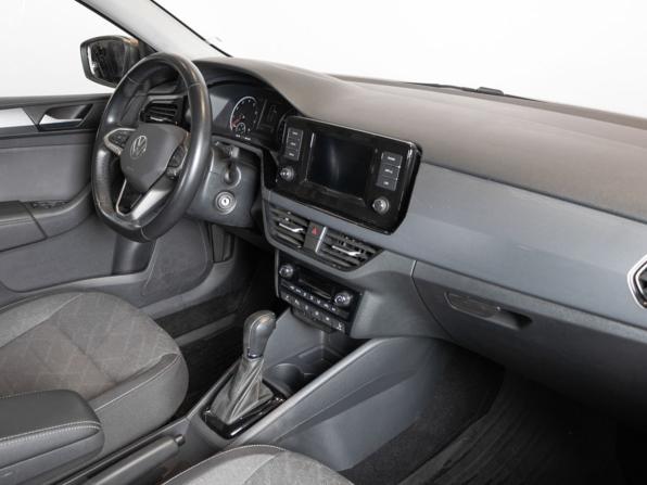 Volkswagen Polo VI с пробегом 2021 года, цена 1 716 000 рублей, 27232 км, лифтбек, Автокод Объявления