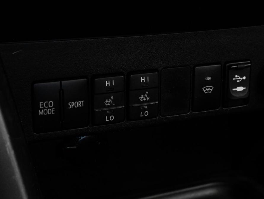 Toyota RAV4 IV (XA40) Рестайлинг Санкт-Петербург  - изображение 17