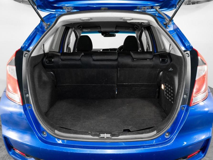 Honda Fit III Рестайлинг Иркутск  - изображение 19