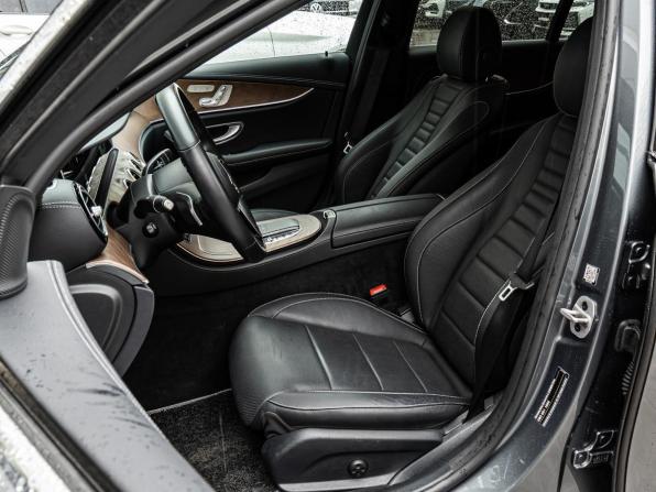 Mercedes-Benz E-Класс V (W213 S213 C238) Рестайлинг с пробегом 2021 года, цена 5 290 000 рублей, 16079 км, седан, Автокод Объявления