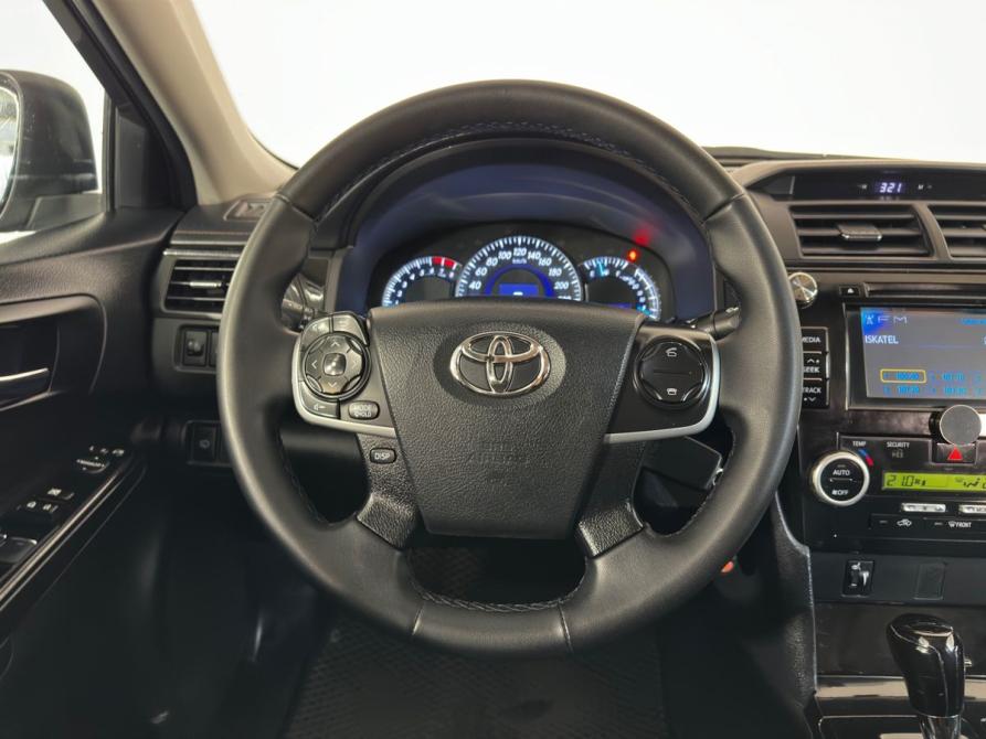 Toyota Camry VII (XV50) Великий Новгород  - изображение 14