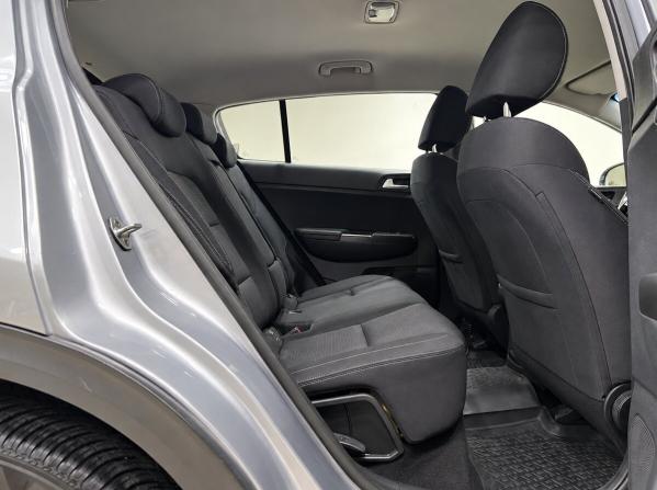 Kia Sportage IV Рестайлинг с пробегом 2019 года, цена 2 325 000 рублей, 109168 км, внедорожник, Автокод Объявления