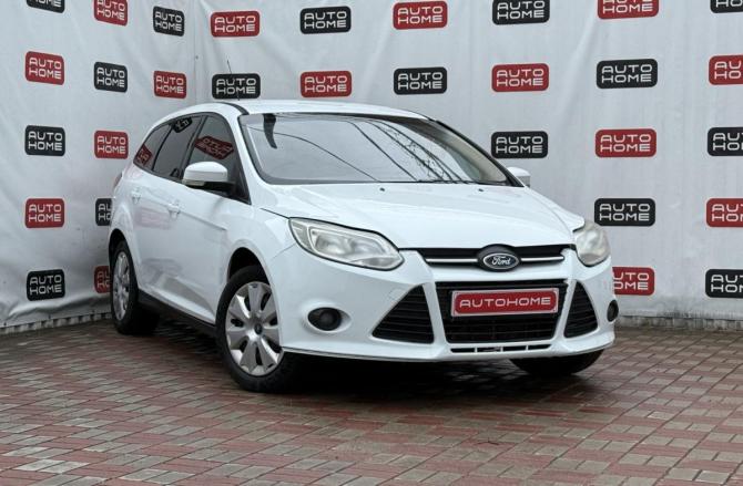 Ford Focus III с пробегом 2013 года, цена 529 990 рублей, 271346 км, универсал, Автокод Объявления