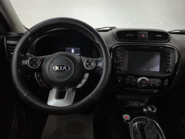 Kia Soul II Рестайлинг с пробегом 2017 года, цена 1 530 000 рублей, 91267 км, хэтчбек, Автокод Объявления