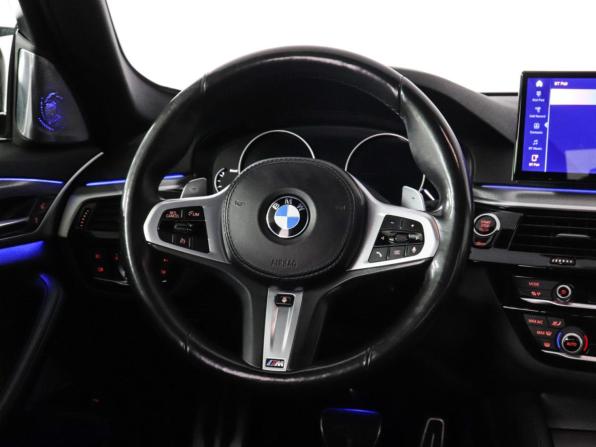 BMW 5 серии VII (G30/G31/G38) с пробегом 2020 года, цена 4 200 000 рублей, 93000 км, седан, Автокод Объявления
