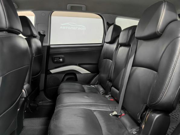 Mitsubishi Outlander II Рестайлинг с пробегом 2010 года, цена 1 199 000 рублей, 274300 км, внедорожник, Автокод Объявления