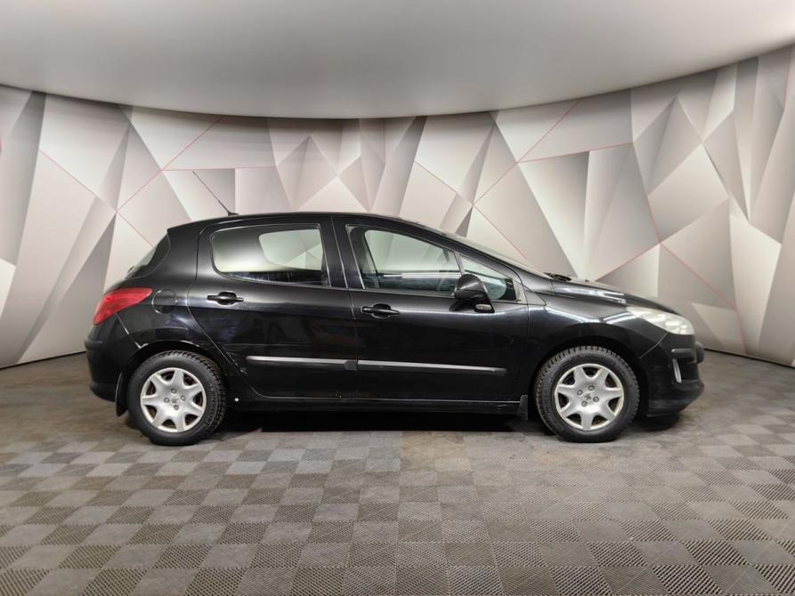 Peugeot 308 I Москва  - изображение 6