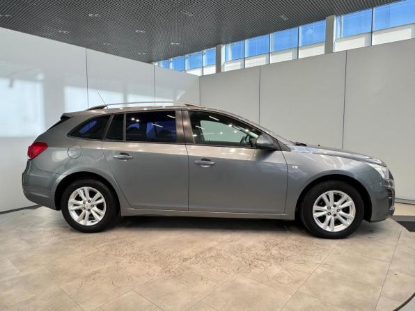 Chevrolet Cruze I Рестайлинг с пробегом 2013 года, цена 870 000 рублей, 135766 км, универсал, Автокод Объявления