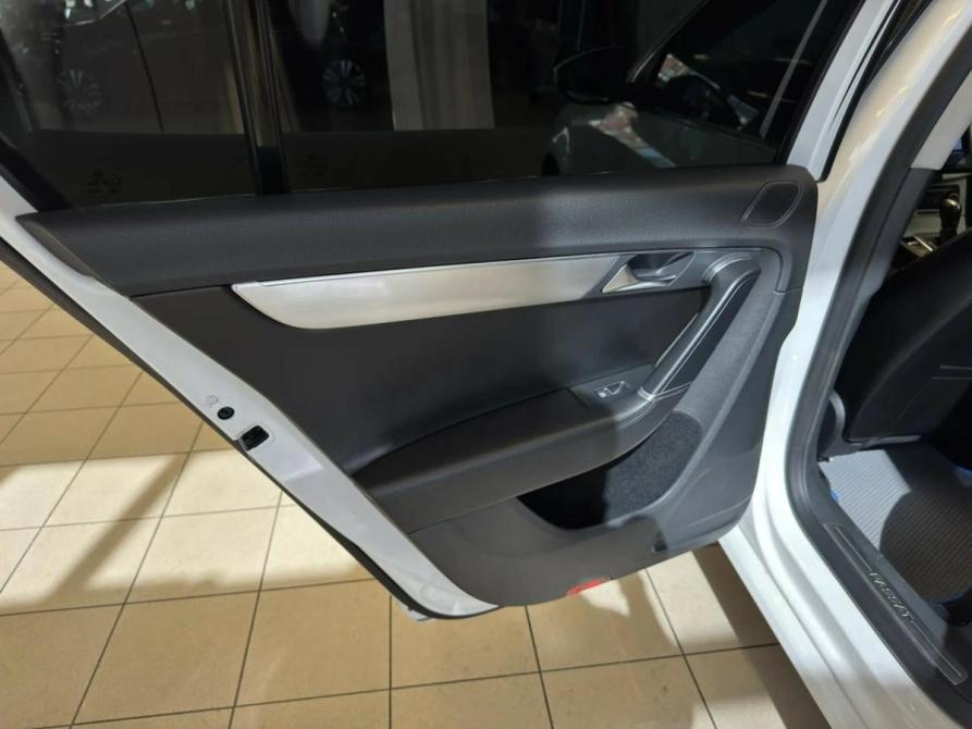 Volkswagen Passat B7 Волгоград  - изображение 15