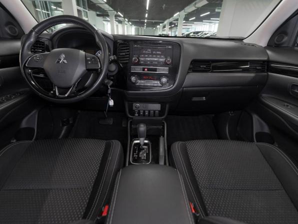 Mitsubishi Outlander III Рестайлинг 3 с пробегом 2019 года, цена 2 180 000 рублей, 80304 км, внедорожник, Автокод Объявления