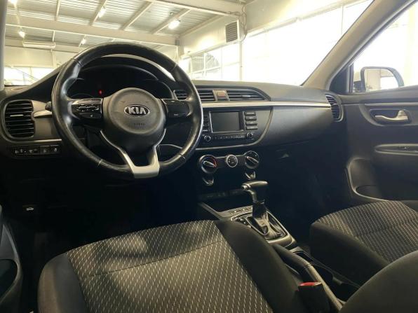 Kia Rio IV с пробегом 2018 года, цена 1 320 000 рублей, 105000 км, хэтчбек, Автокод Объявления