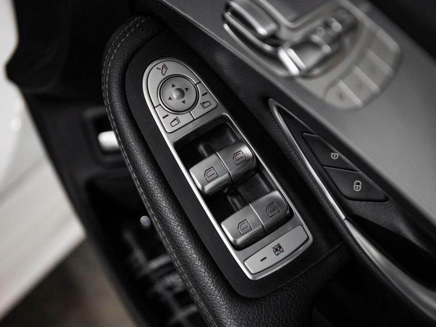 Mercedes-Benz C-Класс IV (W205) Иркутск  - изображение 17