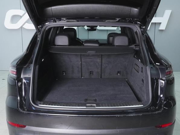 Porsche Cayenne III с пробегом 2017 года, цена 5 098 070 рублей, 127074 км, внедорожник, Автокод Объявления