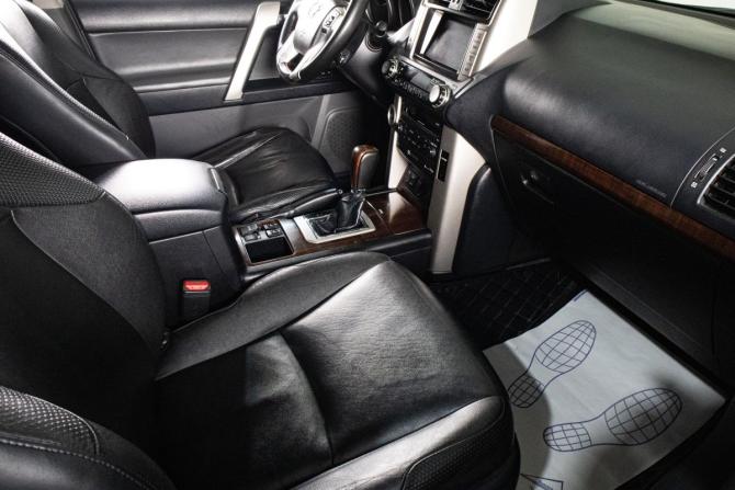 Toyota Land Cruiser Prado 150 Series Рестайлинг 3 с пробегом 2011 года, цена 3 399 000 рублей, 245000 км, внедорожник, Автокод Объявления