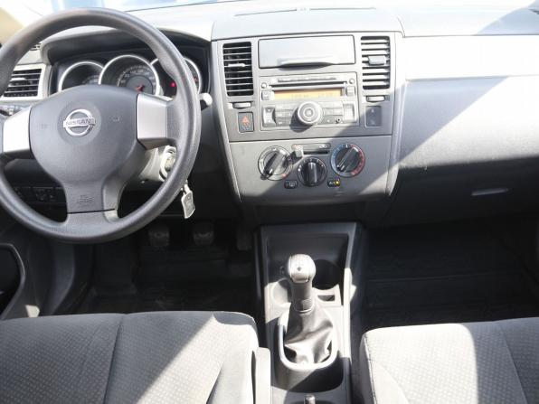 Nissan Tiida I Рестайлинг с пробегом 2013 года, цена 790 000 рублей, 143603 км, хэтчбек, Автокод Объявления