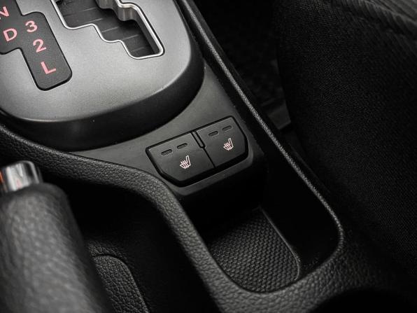 Kia Rio III Рестайлинг с пробегом 2015 года, цена 941 000 рублей, 88806 км, хэтчбек, Автокод Объявления