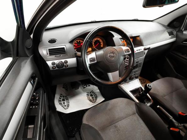 Opel Astra H Рестайлинг с пробегом 2010 года, цена 430 000 рублей, 267297 км, седан, Автокод Объявления