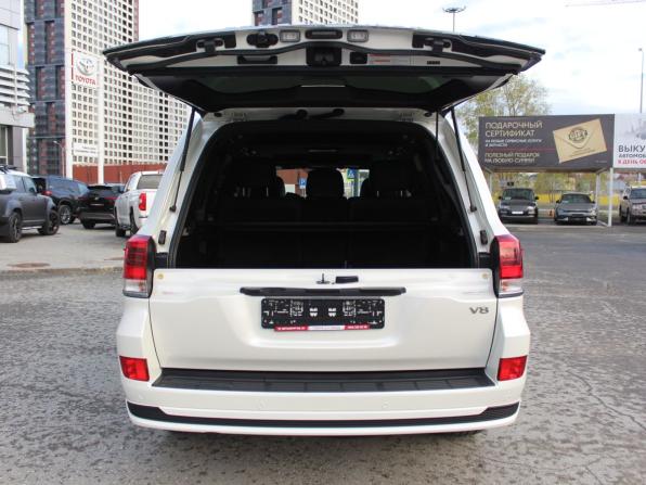 Toyota Land Cruiser 200 Series Рестайлинг 2 с пробегом 2020 года, цена 11 300 000 рублей, 22275 км, внедорожник, Автокод Объявления