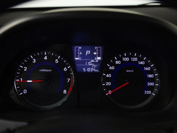 Hyundai Solaris I Рестайлинг с пробегом 2015 года, цена 1 219 000 рублей, 51033 км, седан, Автокод Объявления