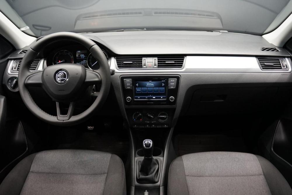 Skoda Rapid I Рестайлинг Крым  - изображение 17