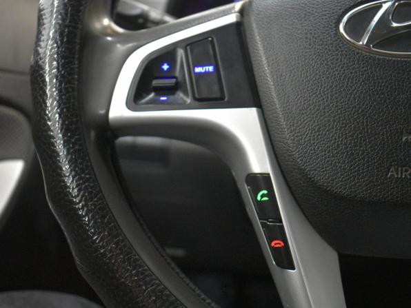 Hyundai Solaris I с пробегом 2013 года, цена 649 000 рублей, 246537 км, седан, Автокод Объявления