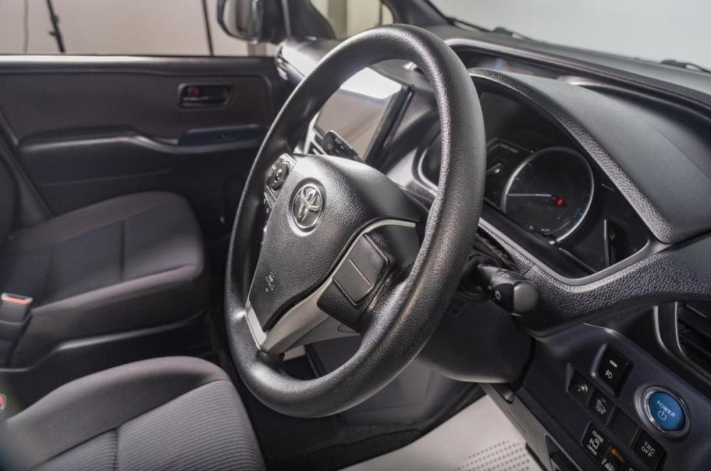 Toyota Noah III (R80) Томск  - изображение 13