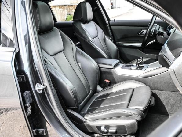 BMW 3 серии VII (G2x) Рестайлинг с пробегом 2022 года, цена 3 699 000 рублей, 96339 км, седан, Автокод Объявления